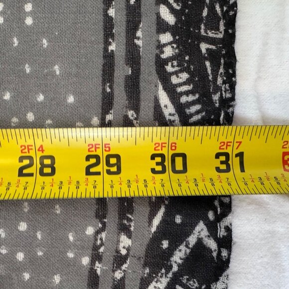 Gray Boho Geometric Kimono Lightweight Sheer Tassel Trim Shawl Wrap - Picture 14 of 15